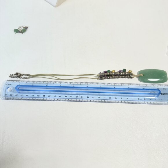 Green Stone Jewelry Set Corded Pendant Necklace Faceted Cut Stone Earrings - Picture 6 of 7